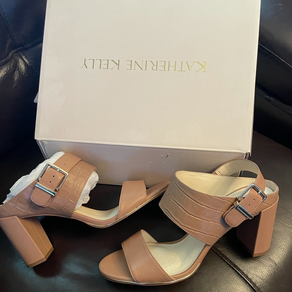 Katherine Kelly heels